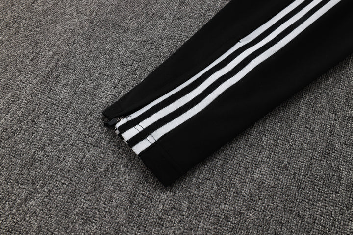 Manchester United Adidas Originals Set