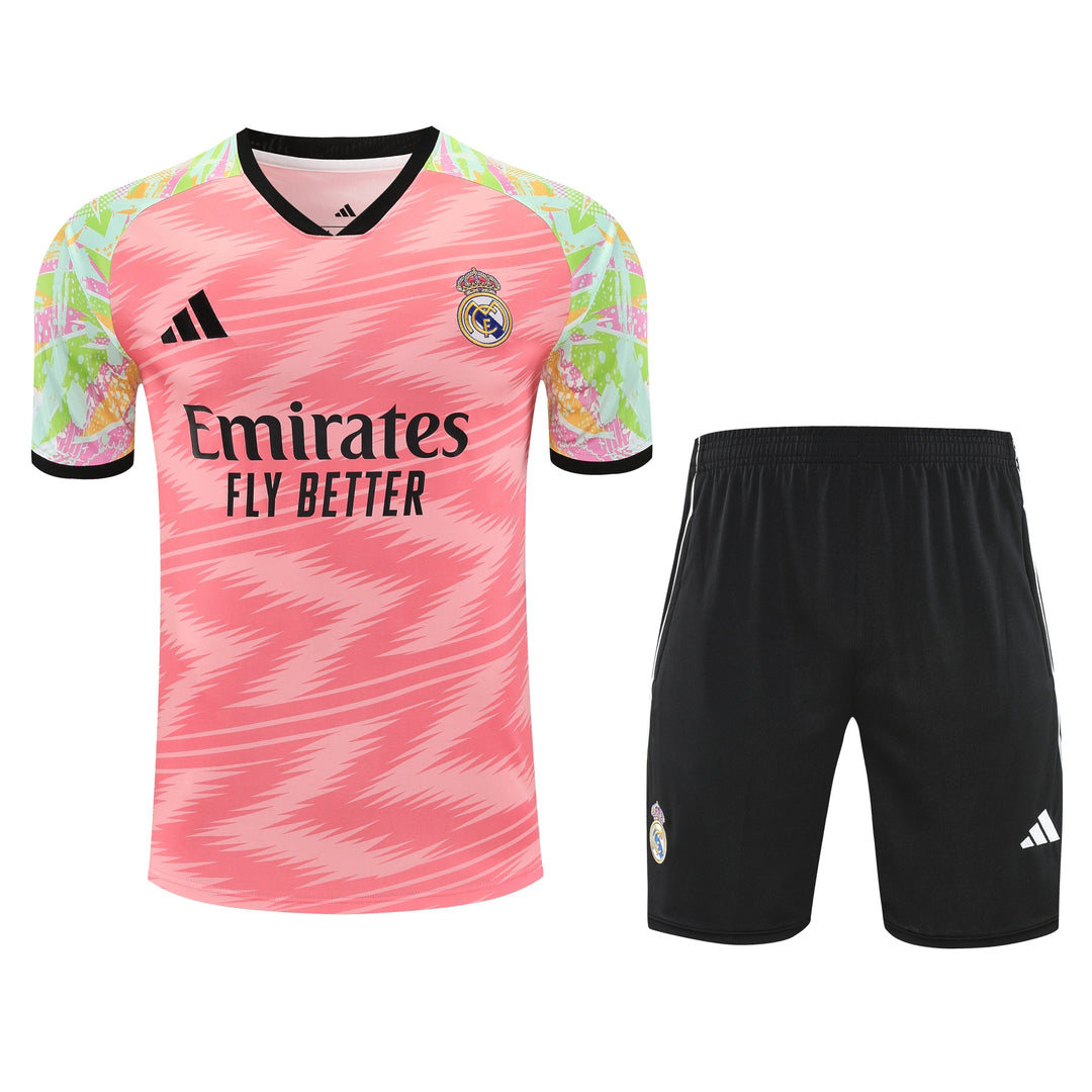Real Madrid 2025/26 Training Kit - Salmon
