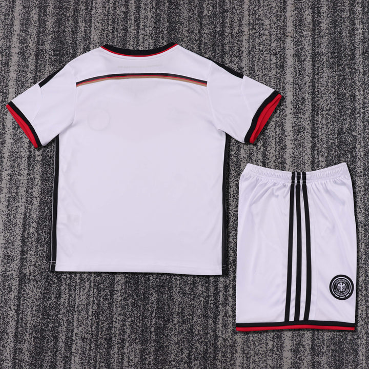 Germany 2014 Children's Home Retro Set