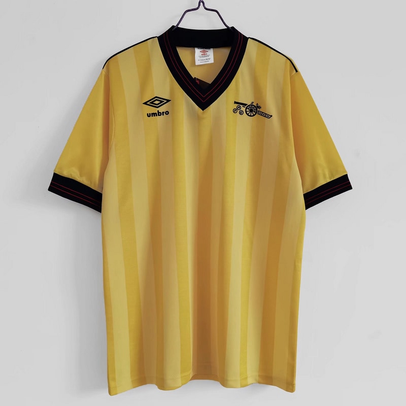 Arsenal 1983/86 Away Retro Shirt