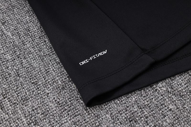 Nike Training Jacket - Black
