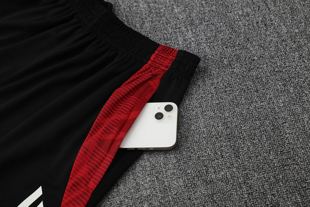 Manchester United 2025/26 Training Kit - Red