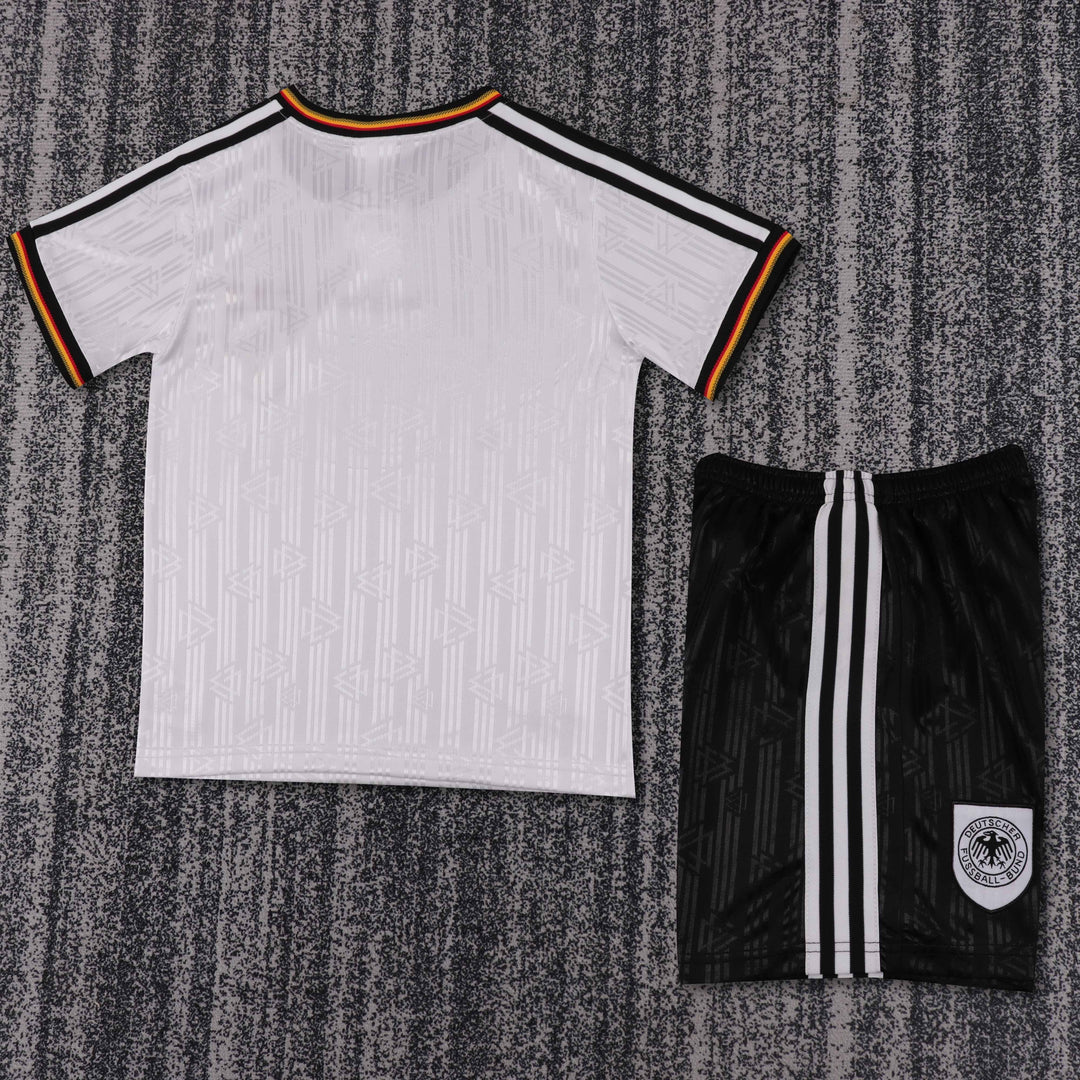 Germany 1996 Children's Home Retro Set