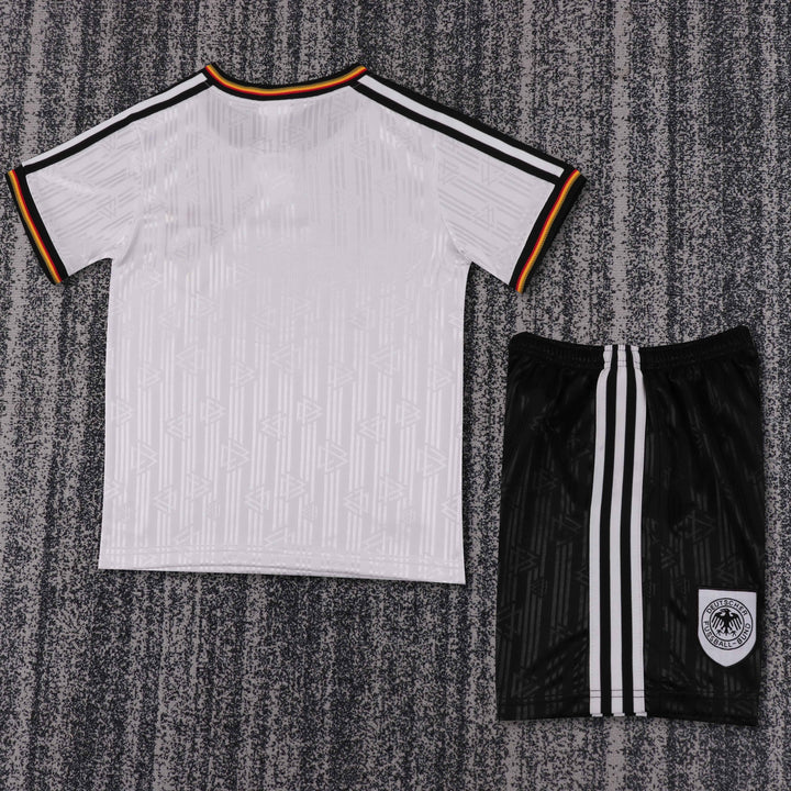 Germany 1996 Children's Home Retro Set