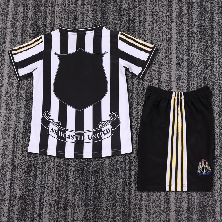 Newcastle 97/99 Children's Home Retro Set