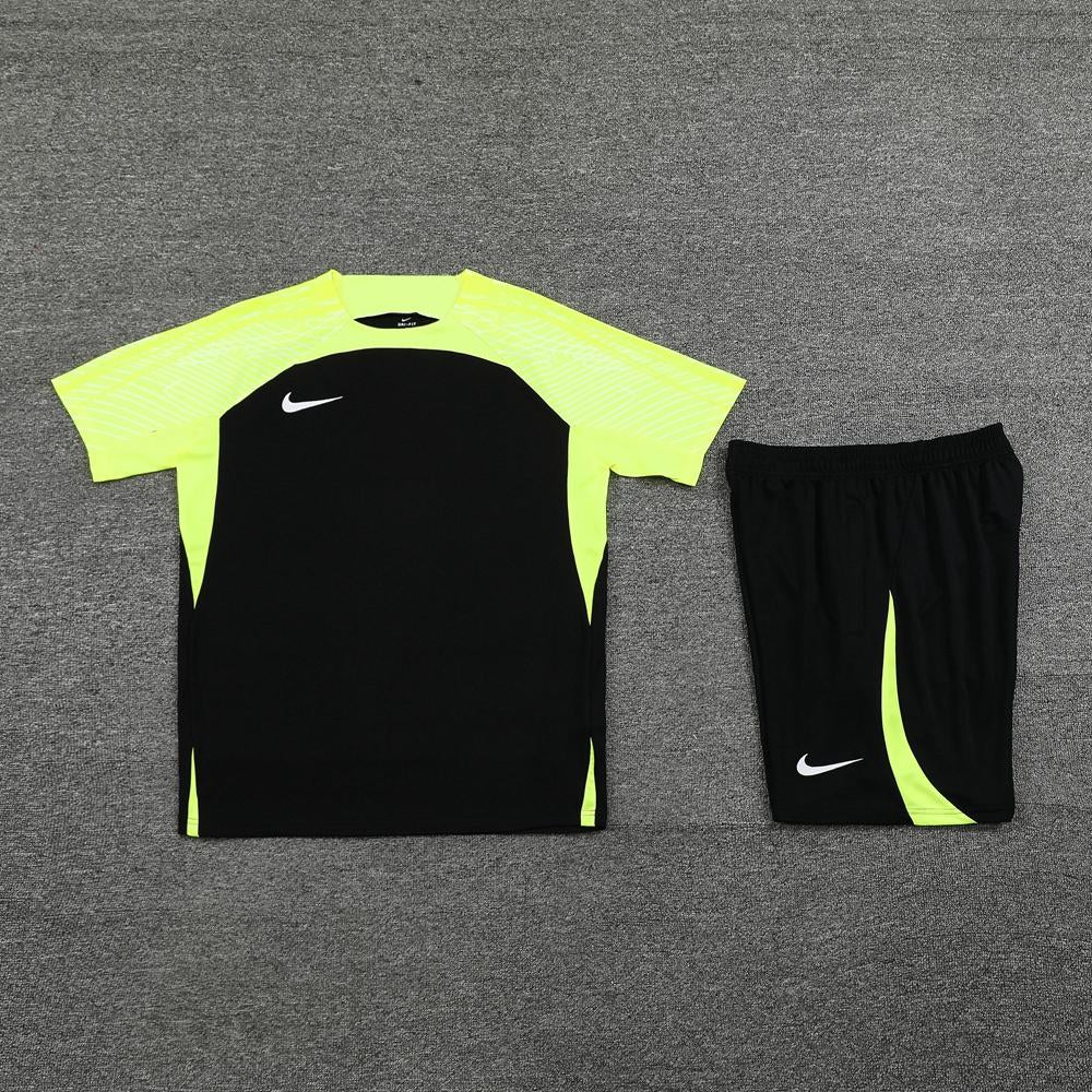 Nike Training Kit - Neon Green