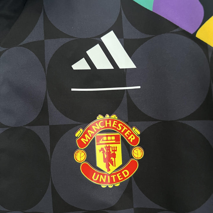 Manchester United Reversible Windbreaker Jacket - White/Black