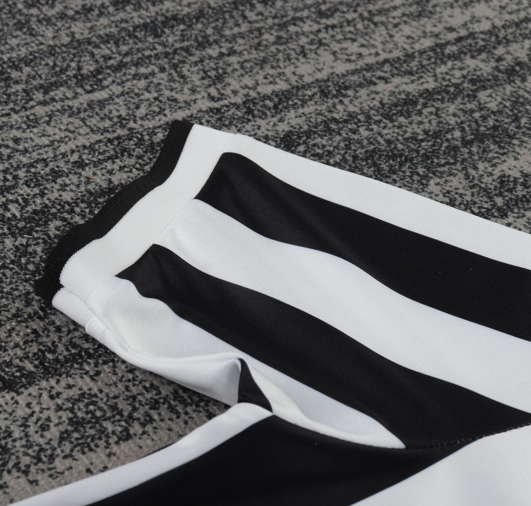 Juventus 96/97 Children's Home Retro Set
