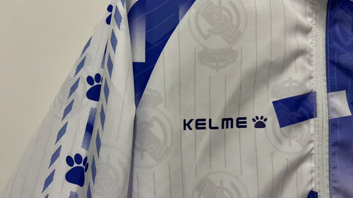 Real Madrid Reversible Windbreaker Jacket 1996/97 - Blue