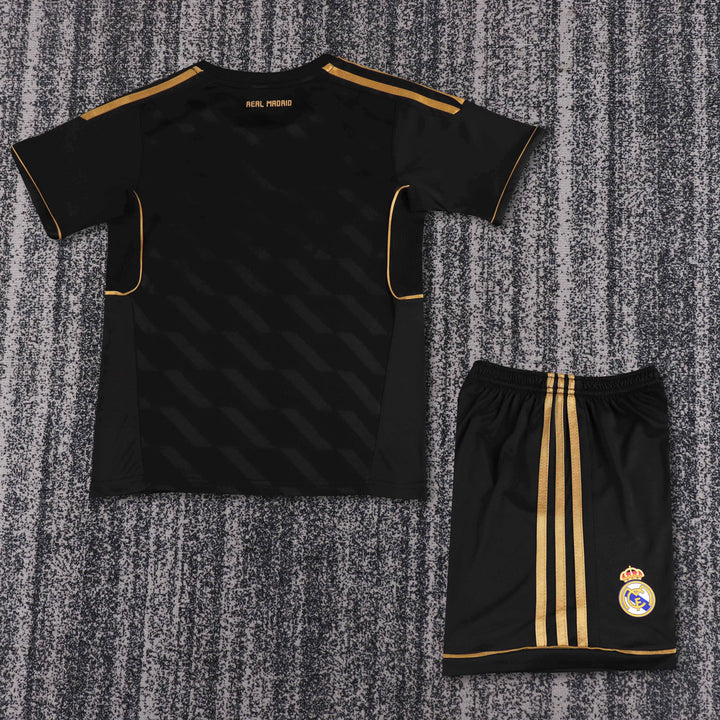 Real Madrid 11/12 Children's Away Retro Set