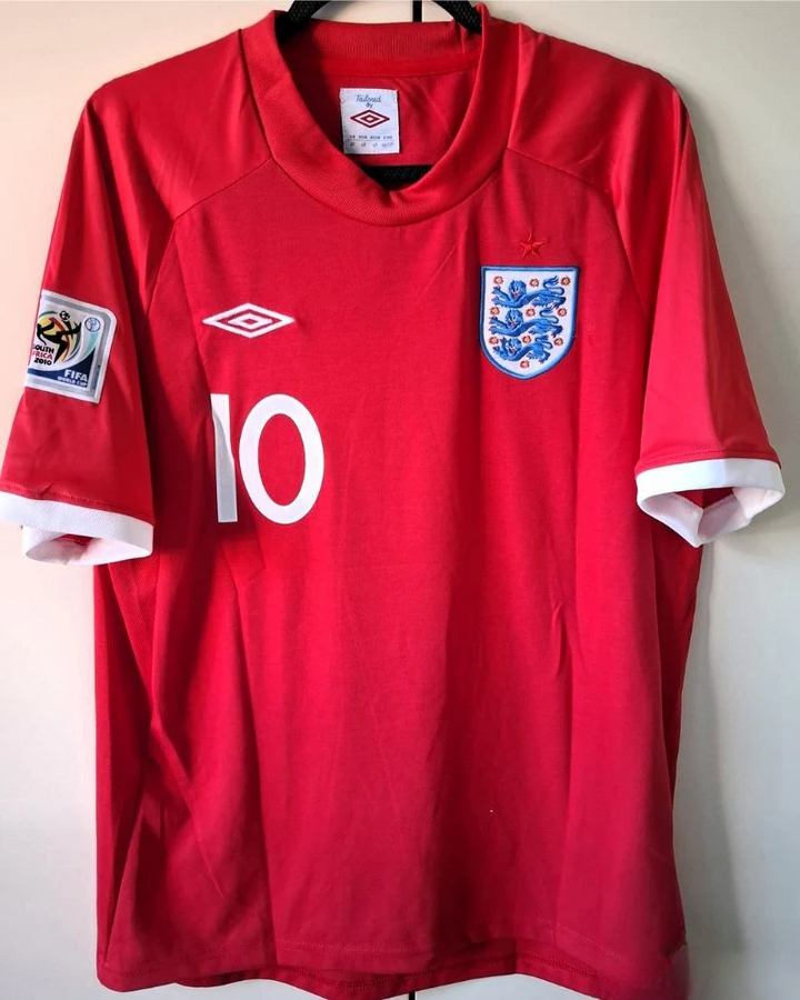 England 10/11 Away Retro Shirt - ROONEY #10 (+Patches)