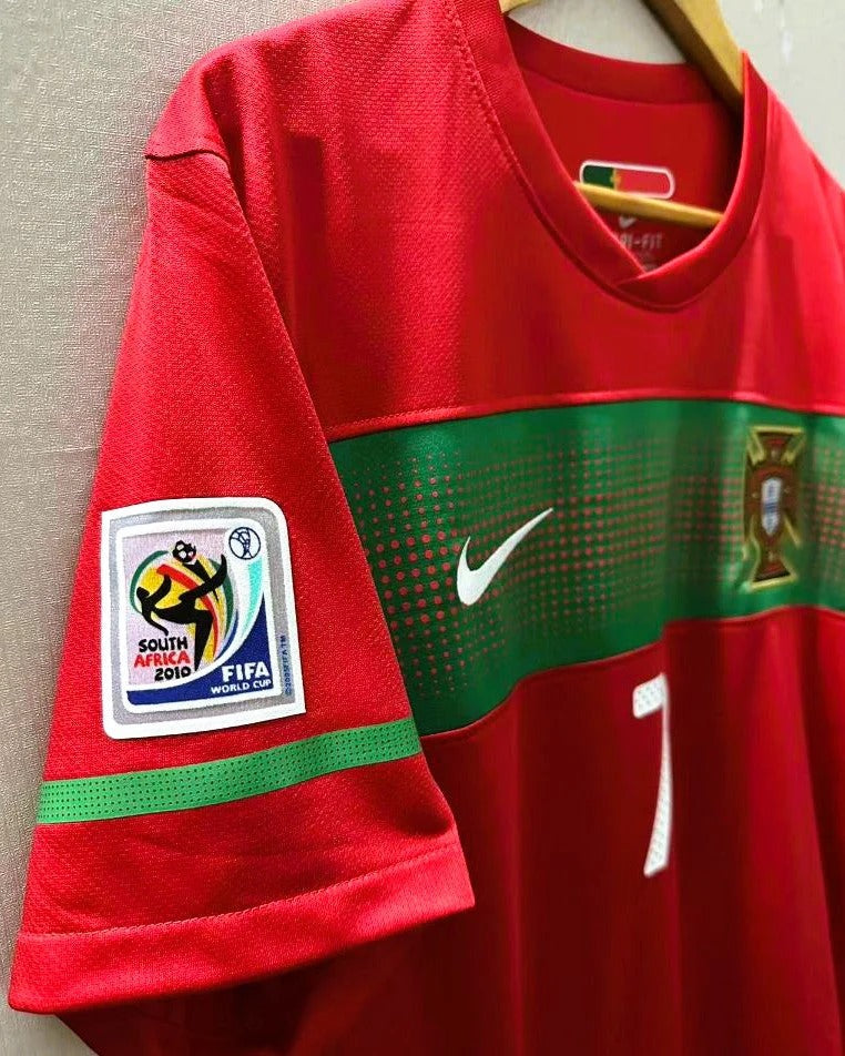 Portugal 10/11 Home Retro Shirt - RONALDO #7 (+Patches)