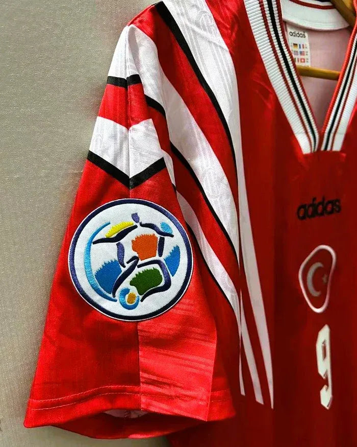Turkey 96/97 Home Retro Shirt - Hakan Sukur #9 (+Patches)
