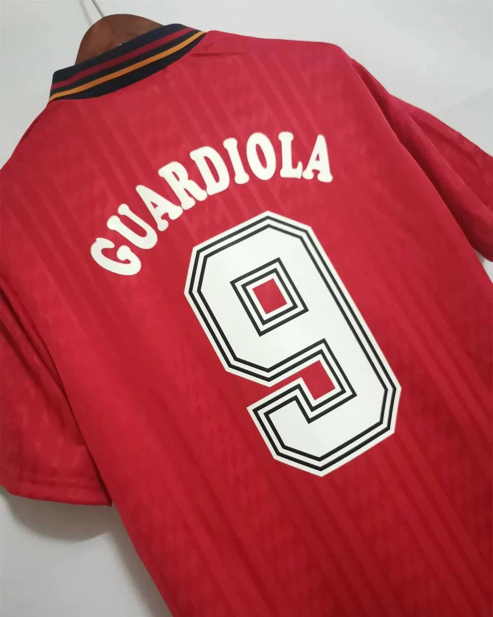 Spain 94/95 Home Retro Shirt - GUARDIOLA #9