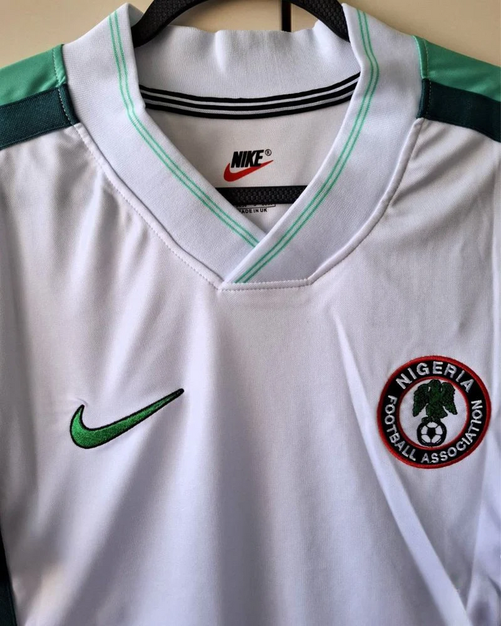 Nigeria 98/99 Away Retro Shirt - OKOCHA #10