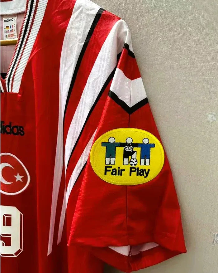 Turkey 96/97 Home Retro Shirt - Hakan Sukur #9 (+Patches)