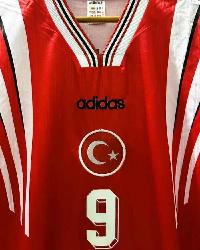 Turkey 96/97 Home Retro Shirt - Hakan Sukur #9 (+Patches)