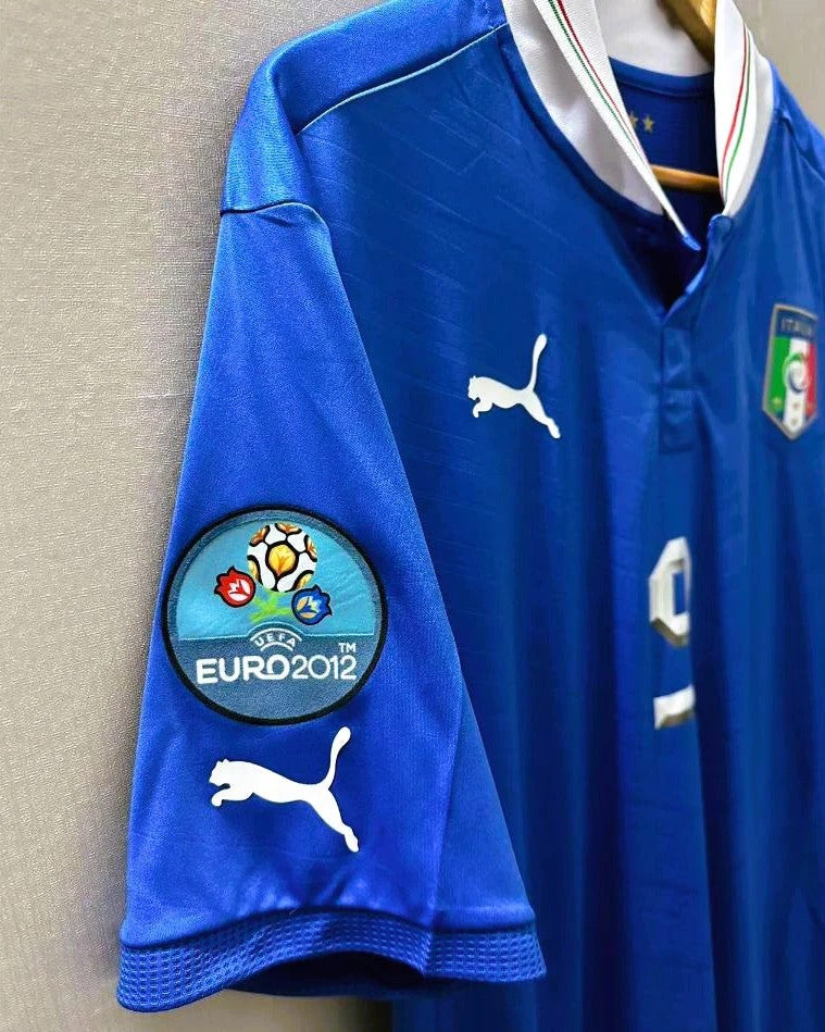 Italy 12/13 Home Retro Shirt - BALOTELLI #9 (+Patches)
