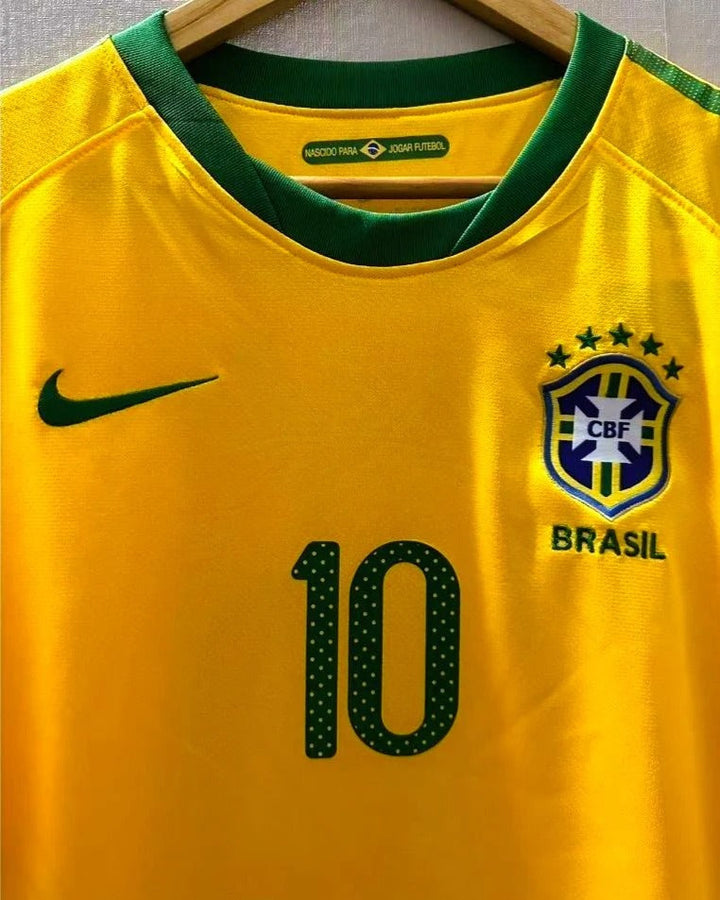 Brazil 10/11 Home Retro Shirt - KAKA #10 (+Patches)