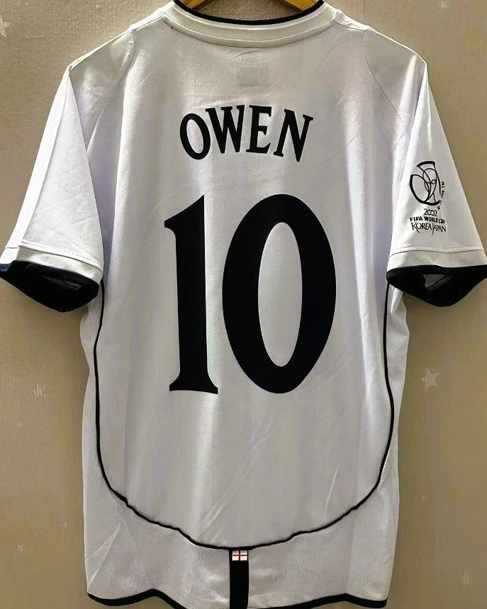 England 02/03 Home Retro Shirt - OWEN #10 (+Patches)