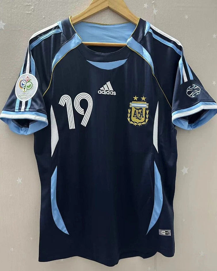 Argentina 06/07 Away Retro Shirt - MESSI #19 (+Patches)