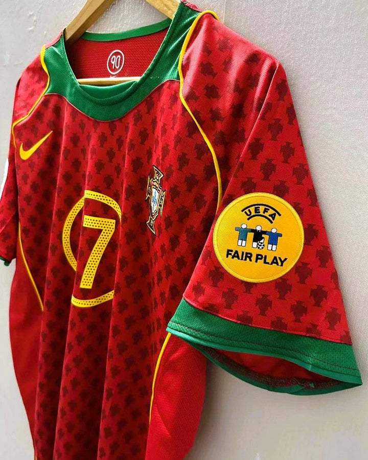 Portugal 04/05 Home Retro Shirt - C. RONALDO #17 (+Patches)