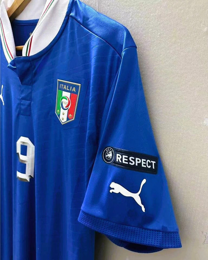 Italy 12/13 Home Retro Shirt - BALOTELLI #9 (+Patches)