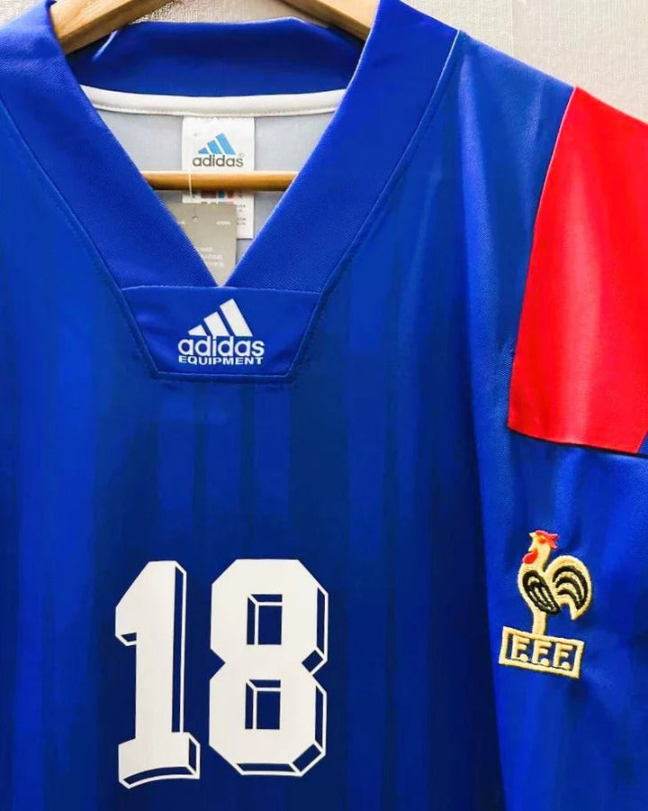 France 92/93 Home Retro Shirt - CANTONA #18