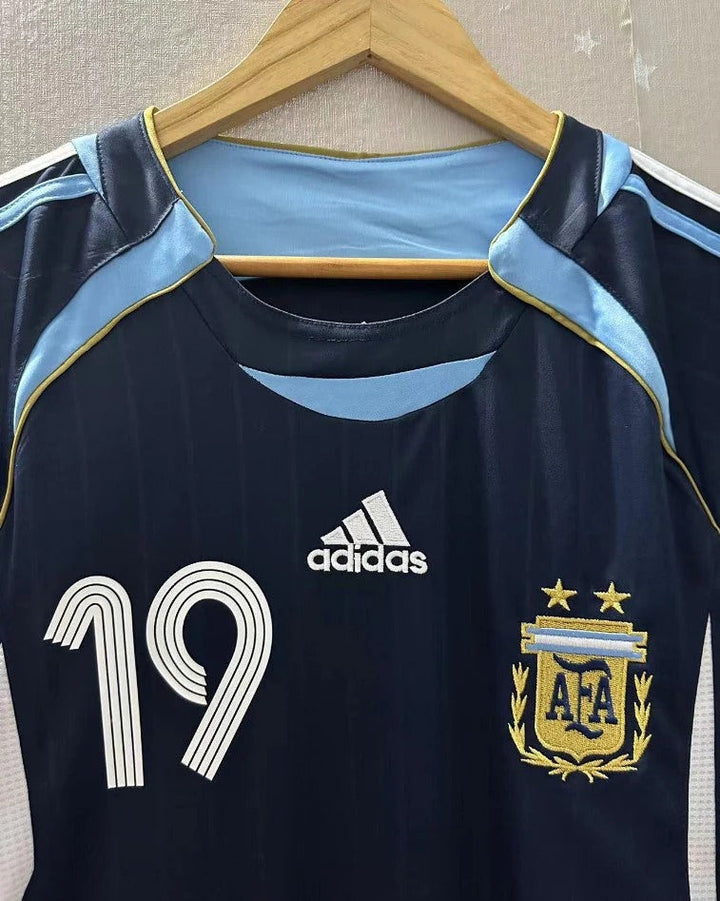 Argentina 06/07 Away Retro Shirt - MESSI #19 (+Patches)