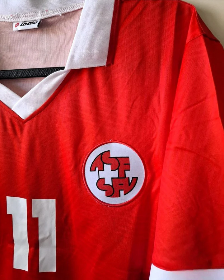 Switzerland 94/95 Home Retro Shirt - CHAPUISAT #11