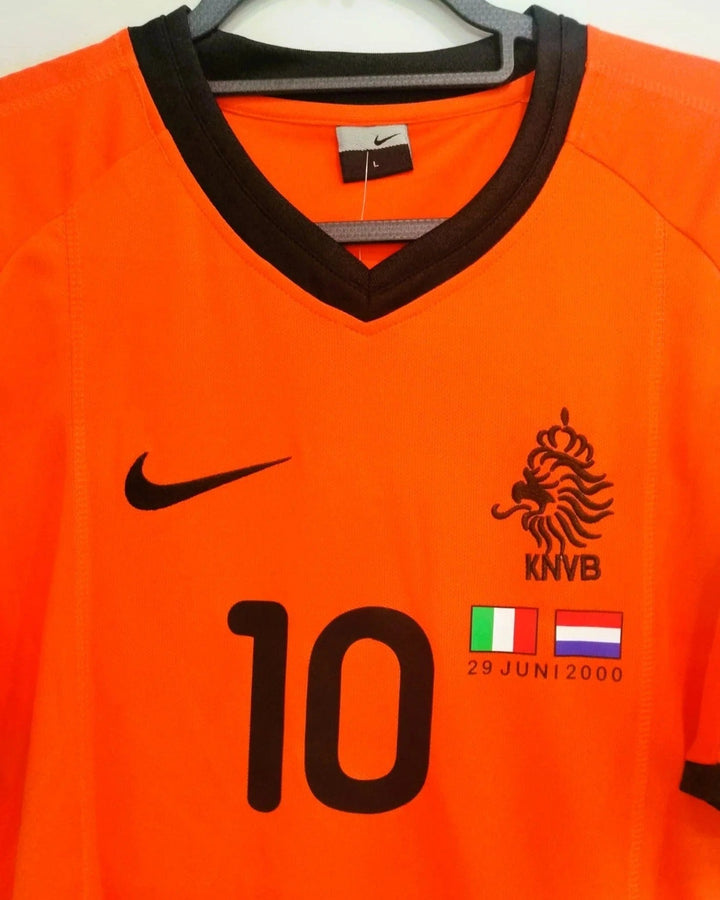 Netherlands 00/01 Home Retro Shirt - BERGKAMP #10 (+Patches)
