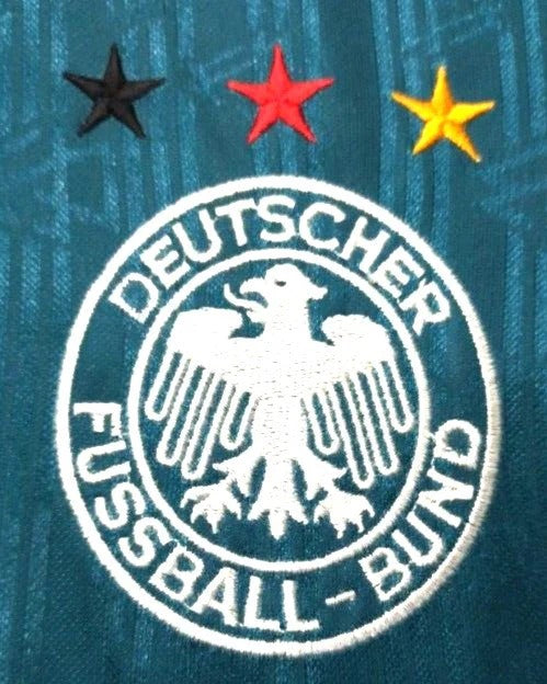 Germany 96/97 Away Retro Shirt - KLINSMANN #18
