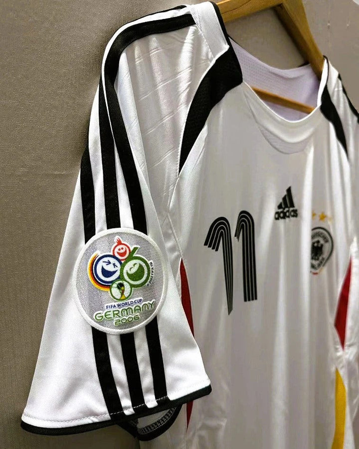 Germany 06/07 Home Retro Shirt - KLOSE #11 (+Patches)
