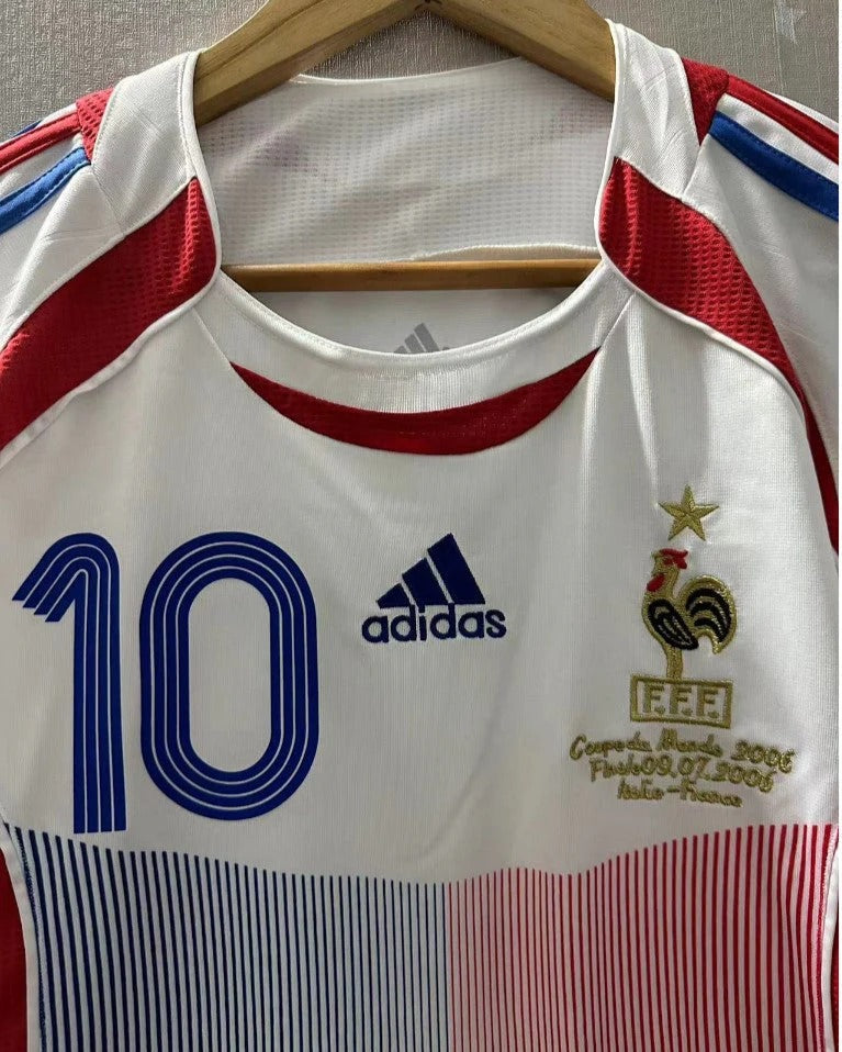 France 06/07 Home Retro Shirt - ZIDANE #10 (+Patches)