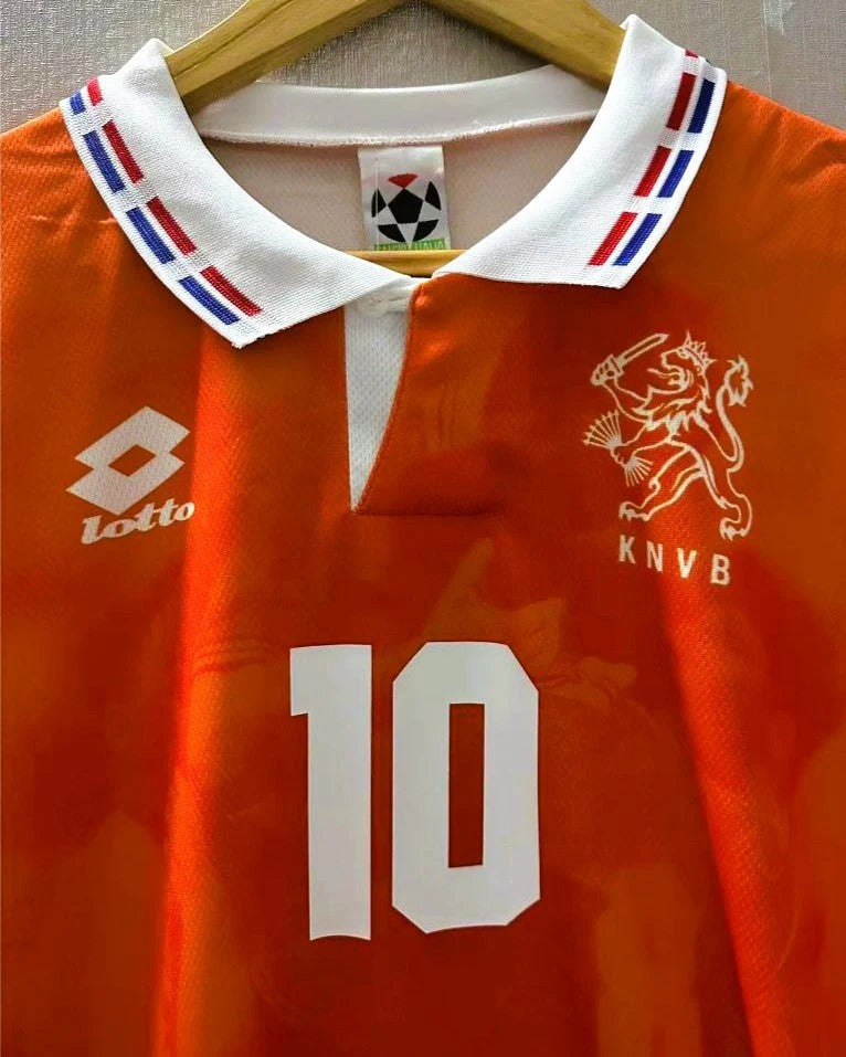 Netherlands 96/97 Home Retro Shirt - BERGKAMP #10 (+Patches)