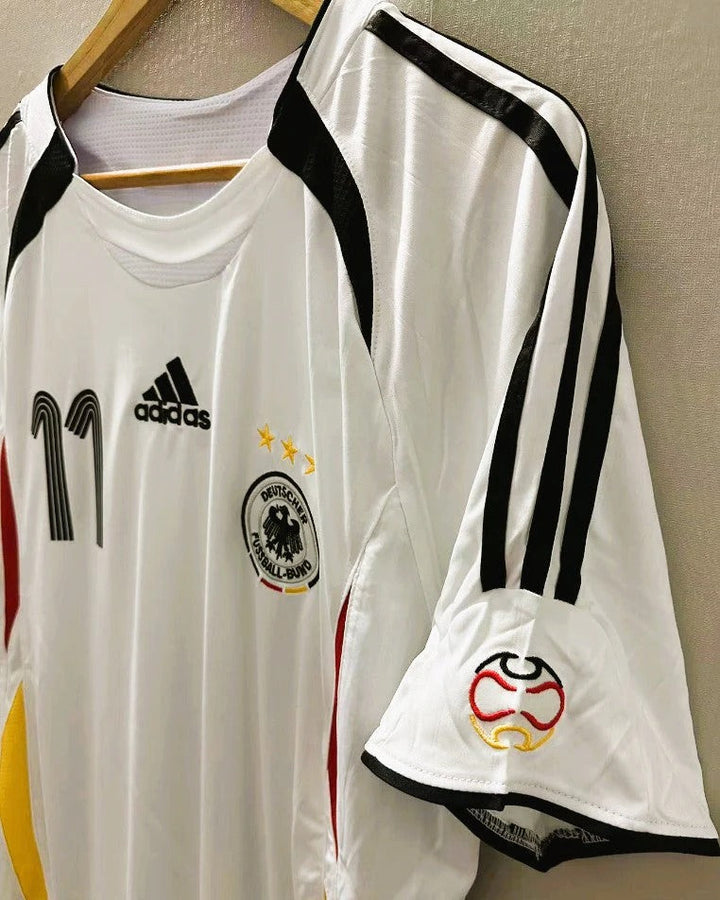 Germany 06/07 Home Retro Shirt - KLOSE #11 (+Patches)