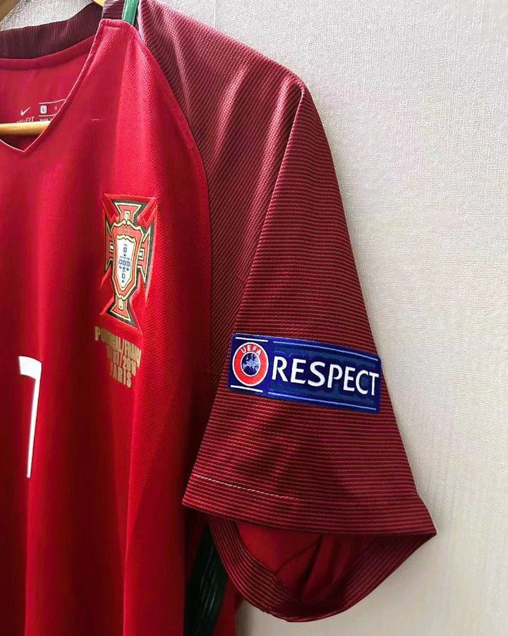 Portugal 16/17 Home Retro Shirt - RONALDO #7 (+Patches)