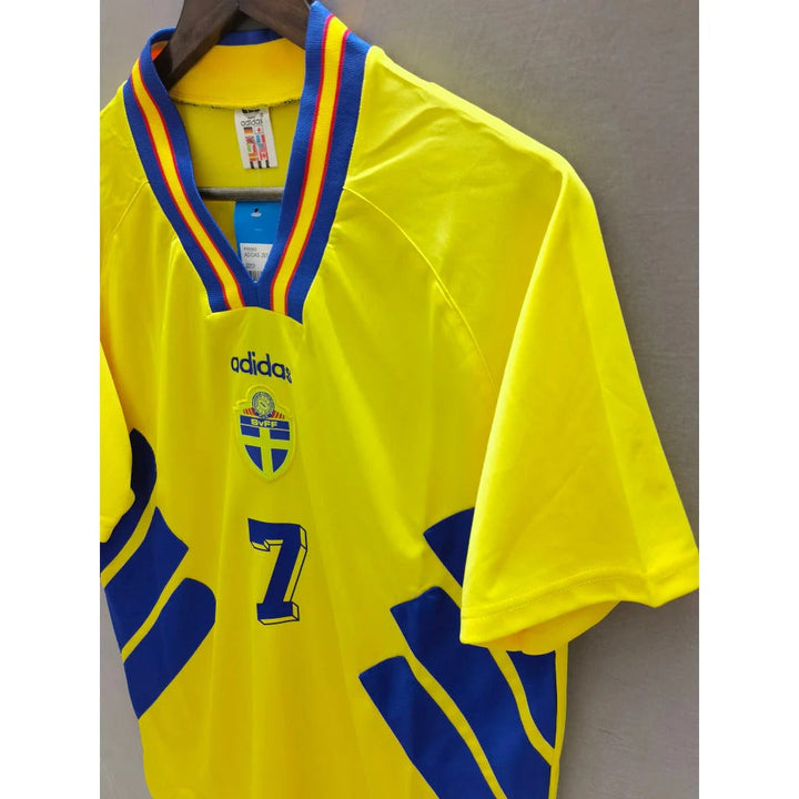 Sweden 94/95 Home Retro Shirt - LARSSON #7