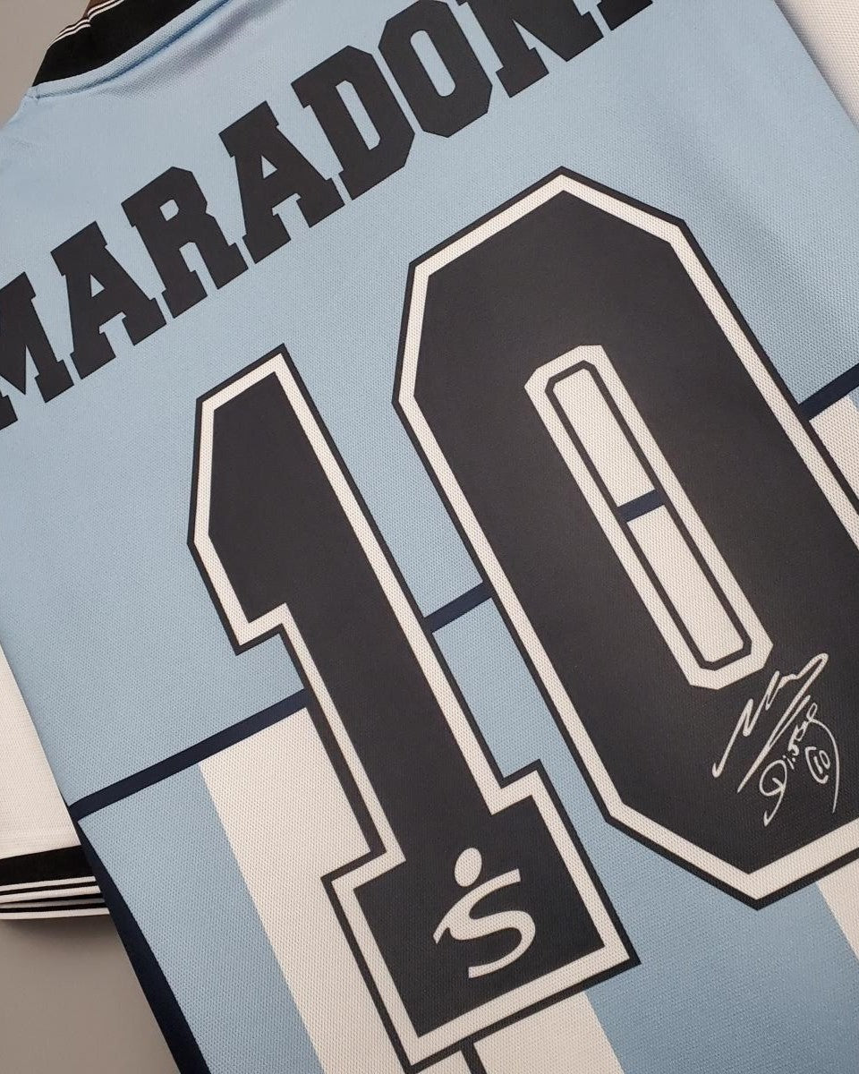 Argentina 01/02 Home Retro Shirt - MARADONA #10