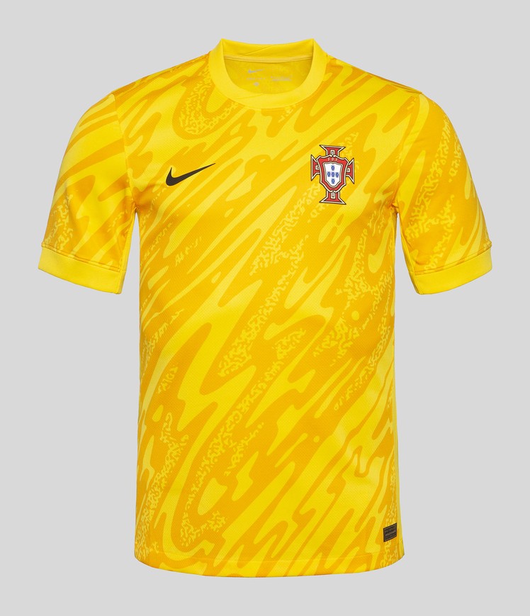 Portugal 2024/25 Goalkeeper Shirt - Yellow