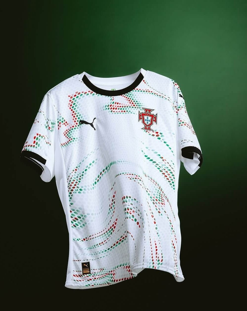 Portugal 2025/26 Away Shirt